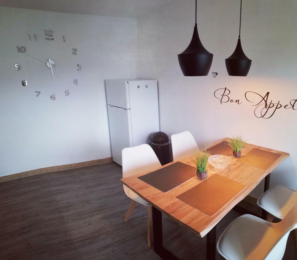 Albnest - Wohlfuehlen In Der Naehe Der Alb Apartment Karlsruhe Bagian luar foto